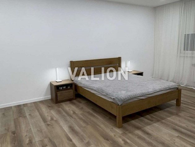 Продажа 2-комнатной квартиры по Чавдар, 11