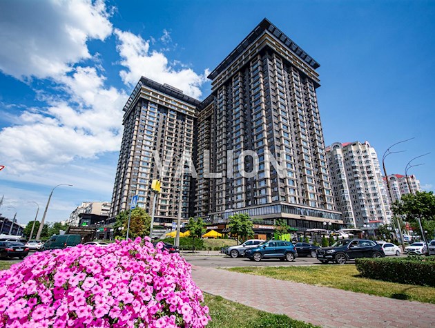 Продам 2-х кімнатну квартиру в ЖК Obolon Residences метро Мінська Оболонський район Правий берег