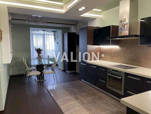 Продаж 3-кімнатної квартири Чоколівський бульвар. 42а