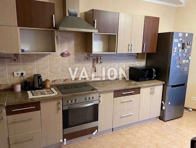 Продаж 2-к квартири вул.Срібнокільська 2а