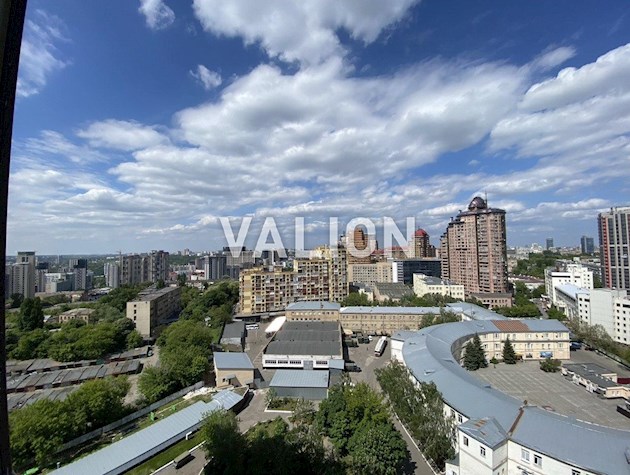 Продам видову 2 кімнатну квартиру ЖК Панорама на Печерську, на вул. Коновальця 44а
