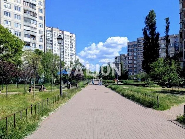 Продаж 2 кімн. по вул. Романа Шухевича 2. Троещина