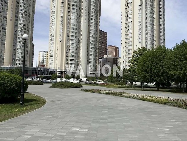 Продажа 2-к квартиры ул. Драгоманова 40ж.