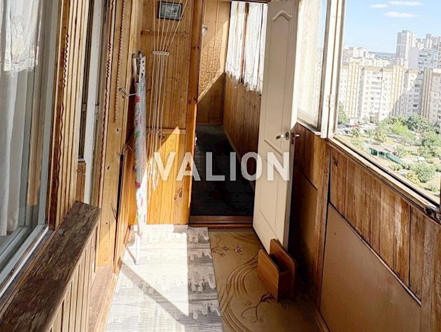 Продажа 2-комнатной квартиры по ул. Олейника 3, метро Харьковская