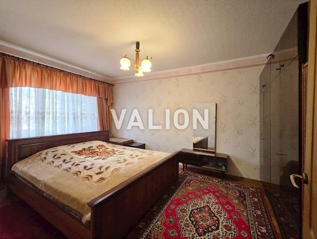 Продажа 3-комнатной квартиры, бульвар Жюля Верна, 4в( Ромена Ролана) Святошинский район