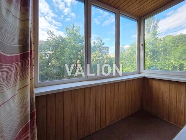 Продажа 3-комнатной квартиры, бульвар Жюля Верна, 4в( Ромена Ролана) Святошинский район