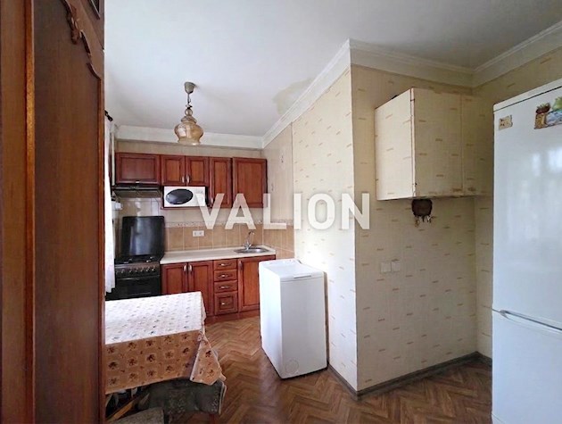Продажа 3-комнатной квартиры, бульвар Жюля Верна, 4в( Ромена Ролана) Святошинский район