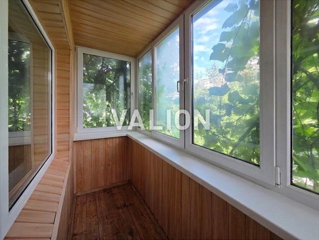 Продажа 3-комнатной квартиры, бульвар Жюля Верна, 4в( Ромена Ролана) Святошинский район