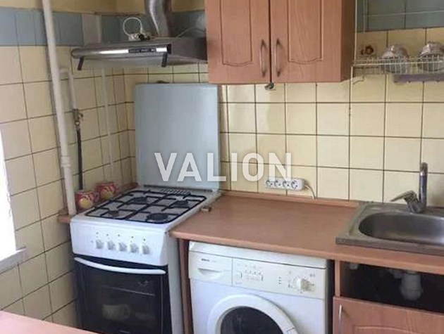 Продаж 3к квартири вул. Русанівська набережна, 8