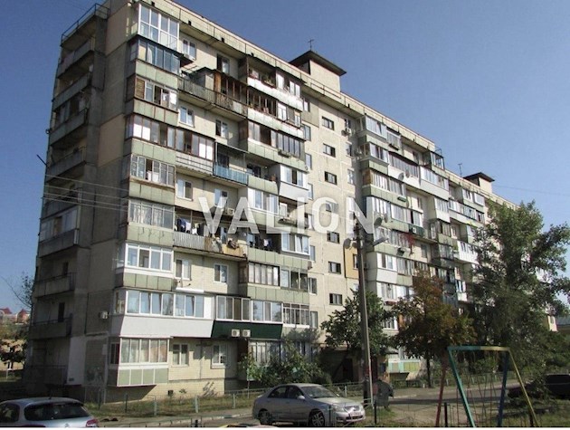 Продам 1 комн. по ул. Героев полка Азов 28 Б.