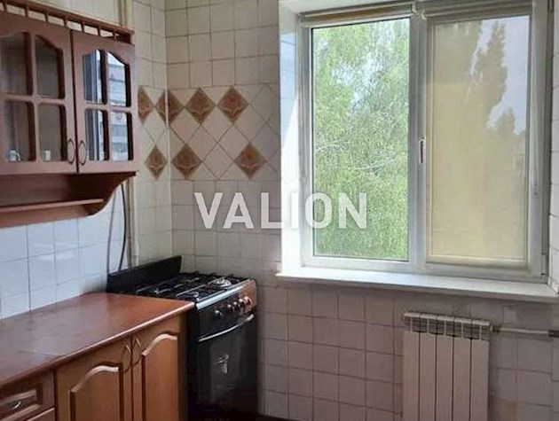 Продаж 2-к квартири вул. Василя Касіяна 2