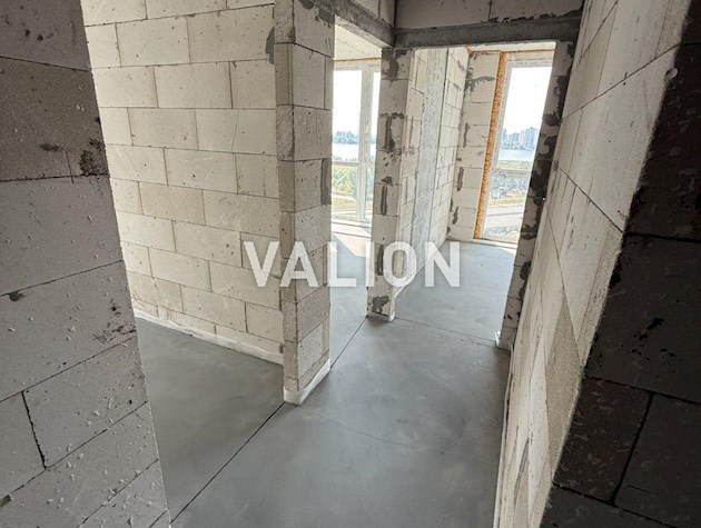 Продажа 2х комнатной квартиры. Ул. Каменская 127. ЖК Метро Парк