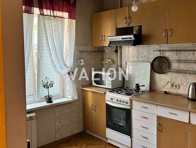 Продаж 1-к квартири вул. Голосіївська 5