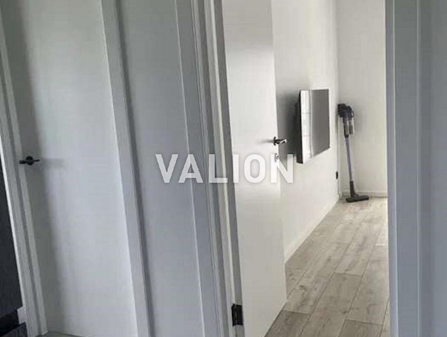 Продажа 2-к квартиры ул. Михаила Максимовича 24в