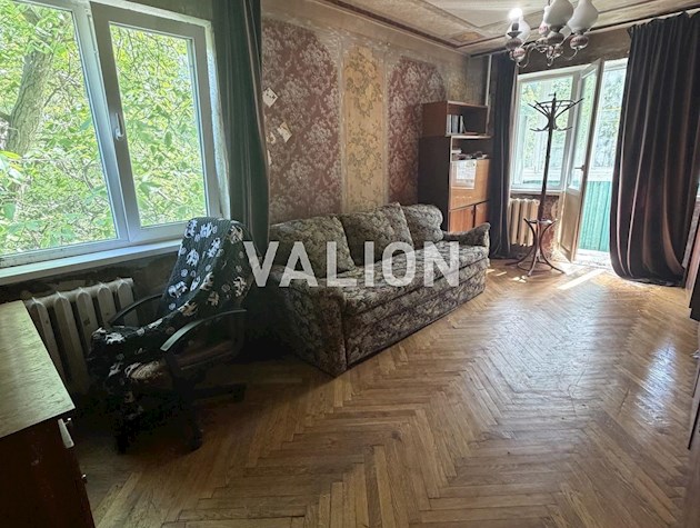 Продам 2-комнатную квартиру бульвар Леси Украинки 14а.
