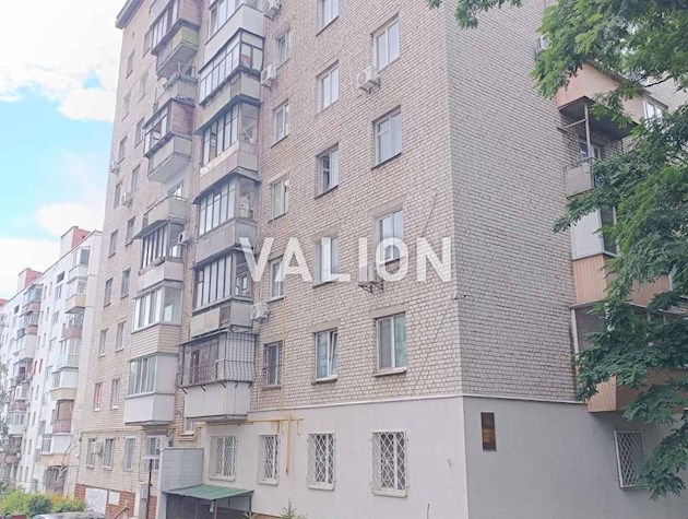 Продажа 3 комнатной квартиры 82 кв.м переулок Лабораторный 4, Печерск, метро Дворец Украины, Олимпимйская