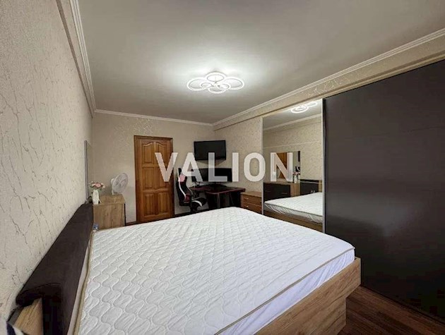 Продажа 2-к квартира ул. Строителей 4
