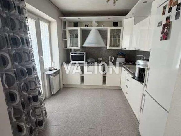 Продажа 3-к квартиры ул. Ревуцкого 8