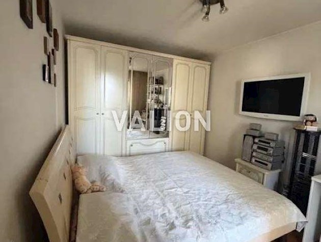 Продажа 3-к квартиры ул. Ревуцкого 8