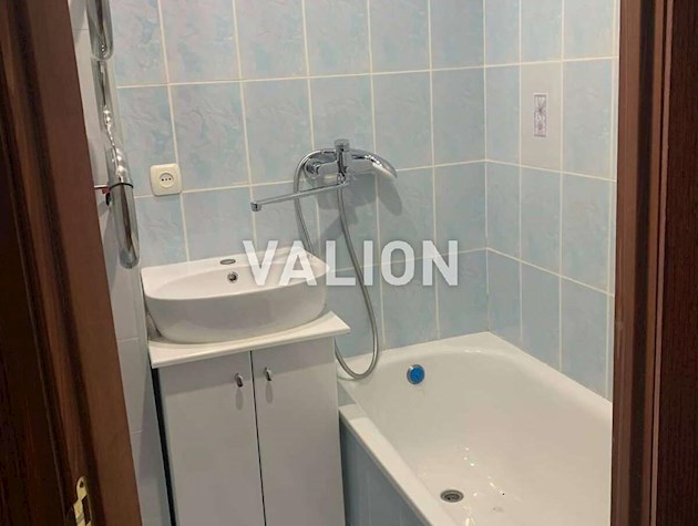 Продажа 2-к квартиры ул. Деревлянская 16/18