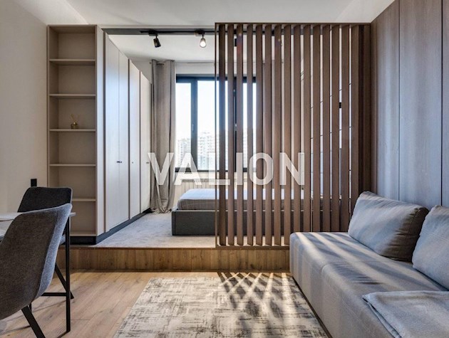 Продажа 1-комнатной квартиры с ремонтом в ЖК Soho Residence, ул. Демеевская, 13