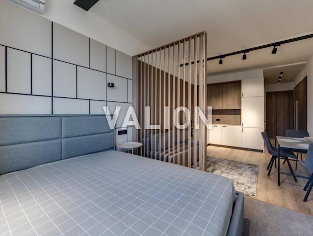 Продажа 1-комнатной квартиры с ремонтом в ЖК Soho Residence, ул. Демеевская, 13