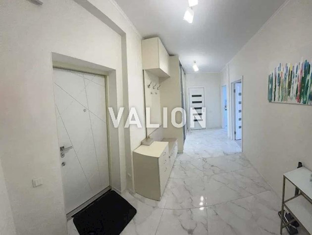 Продажа 2-к квартиры просп. Европейский Союз 45а