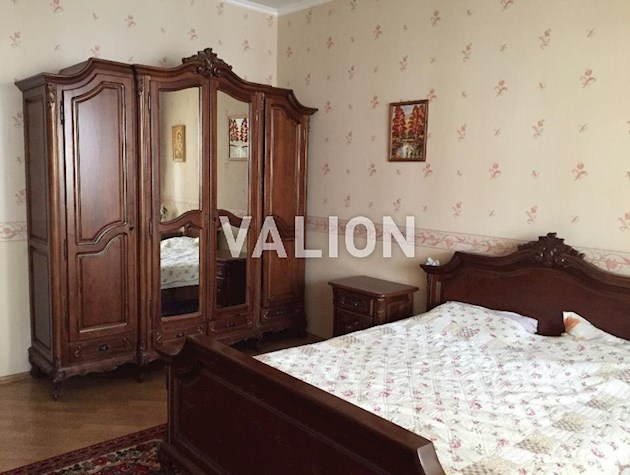 Продаж 3-к квартири просп. Володимира Івасюка 10а