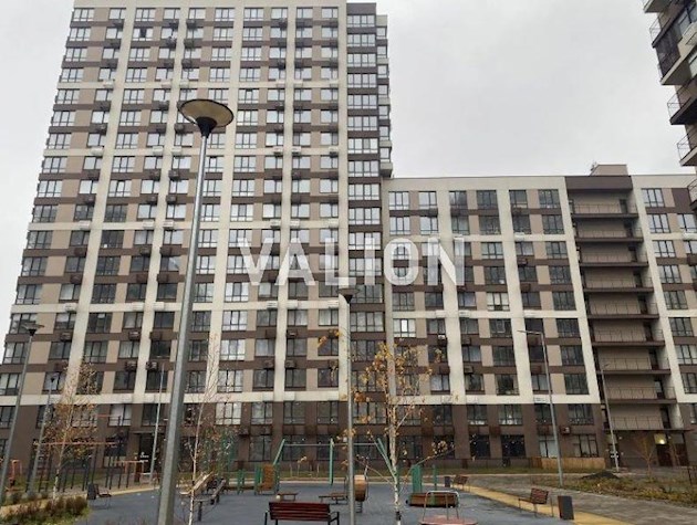Продаж 3-к квартири вул. Генерала Грекова 4