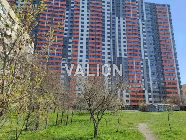 Продаж 2-к квартири вул. Володимира Сосюри 6б