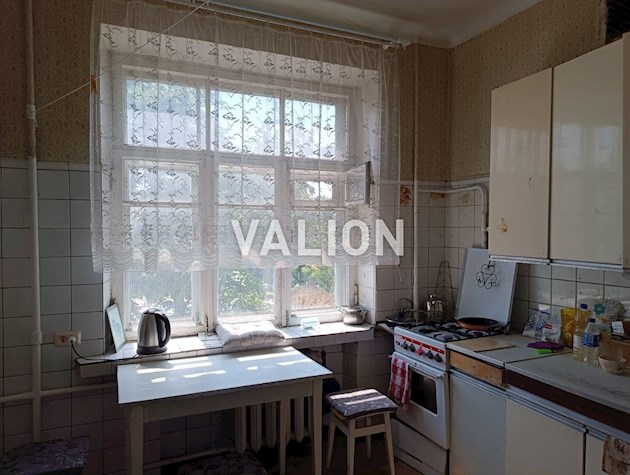 Продаж 2-кімнатної квартири, сталінка, бульвар Міхновського, 7 (Дружба народів)