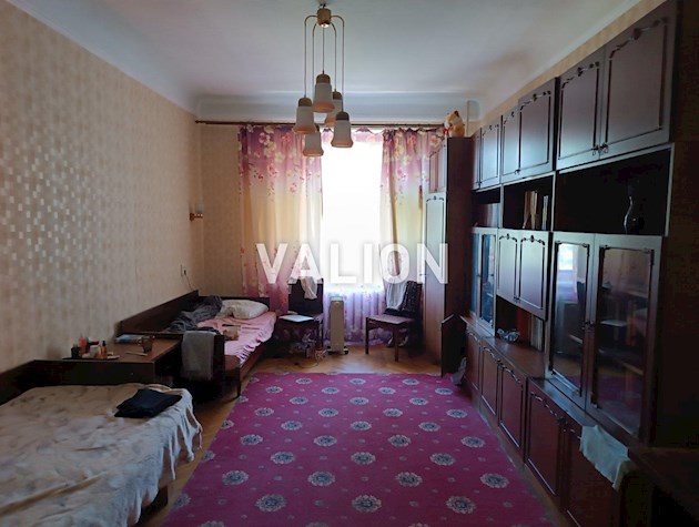 Продаж 2-кімнатної квартири, сталінка, бульвар Міхновського, 7 (Дружба народів)