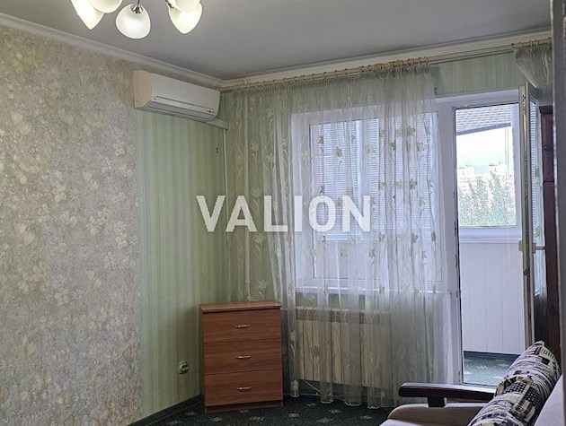 Продаж 1 кімнатної квартири, за адресою: вул. Заболотного, 32