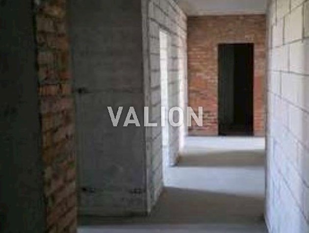 Продаж 3-к квартири вул. Новопольова 2