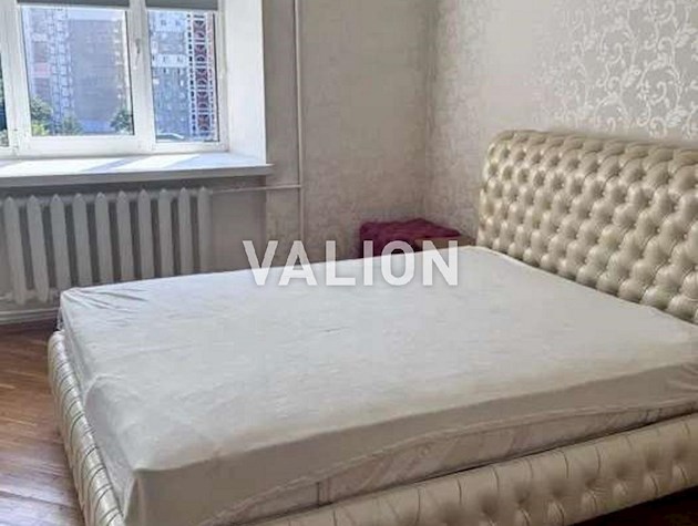 Продажа 3-к квартиры ул. Михаила Драгоманова 17