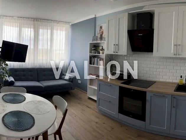 Продажа 1 комнатной квартиры по ул. Соломии Крушельницой 15б Осокорки Позняки Харьковский Дарницкий