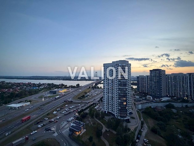 Продажа 3-комнатной квартиры с панорамным видом на Днепр | ЖК «Славутич» | 105 м²