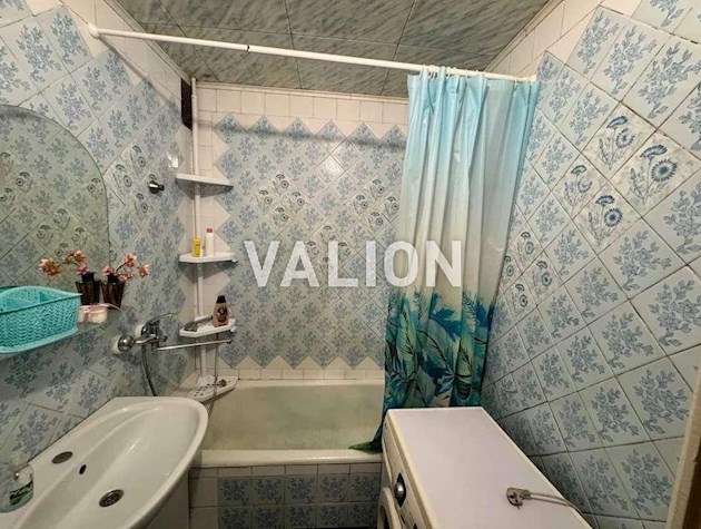 Продаж 3-к квартири просп. Червоної Калини 1а