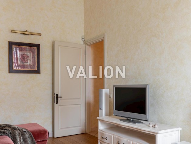 Продажа 3-к квартиры ул. Круглоуниверситетская 14