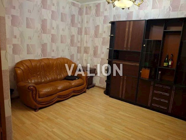 Продаж 3-к квартири вул. Гарматна 18