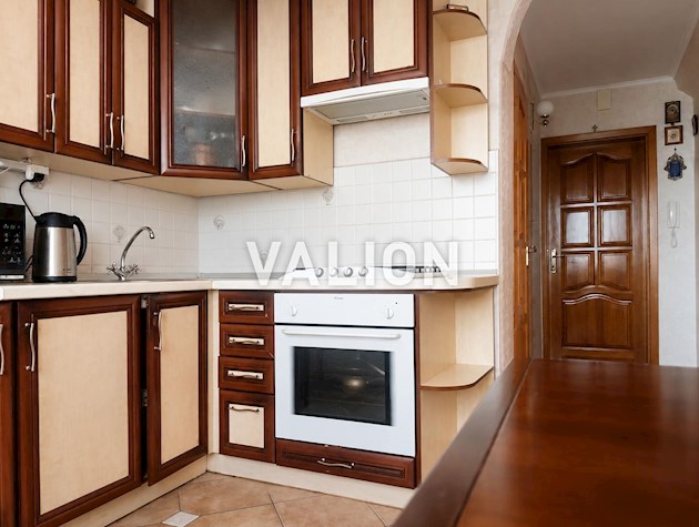 Продаж 3 кімн. квартири, Дарницька площа, Харківське шосе, 2
