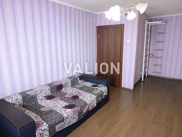 Продаж 1-к квартири вул. Академіка Заболотного 126/1