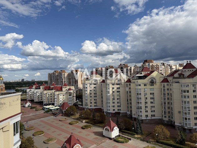 Продам 1 кымнатну з ремонтом на Оболонських Липках. Проспект Володимира Івасюка 24а