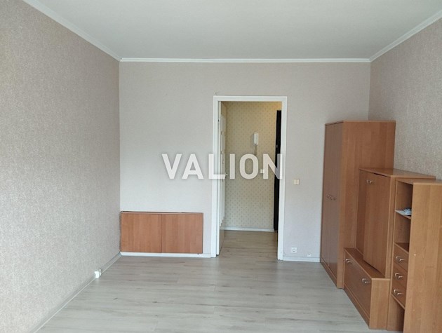 Продам 1-комнатную квартиру по ул. Энтузиастов, 9 (Русановка), рядом Днепр и Днепровский канал, метро Левобережная