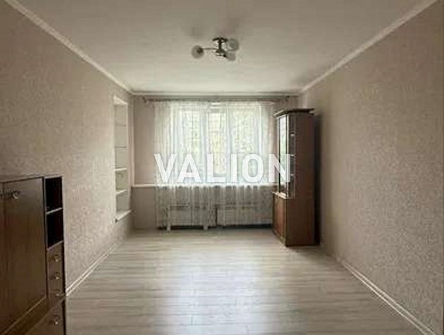 Продам 1-комнатную квартиру по ул. Энтузиастов, 9 (Русановка), рядом Днепр и Днепровский канал, метро Левобережная