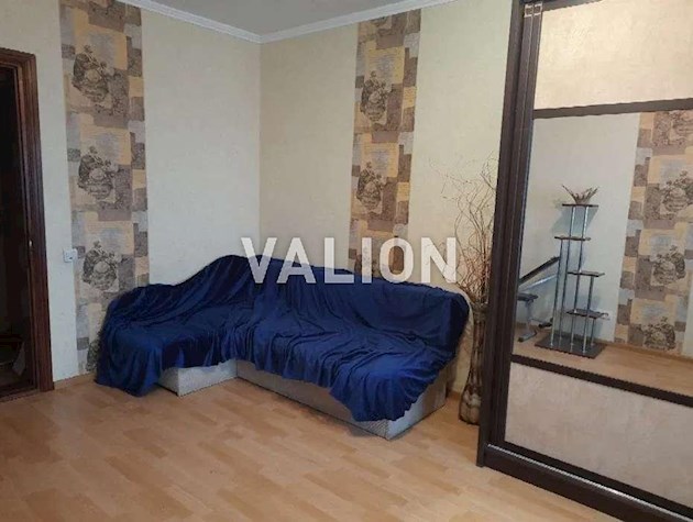 Продаж 2-к квартири вул.Милославська 32/51а