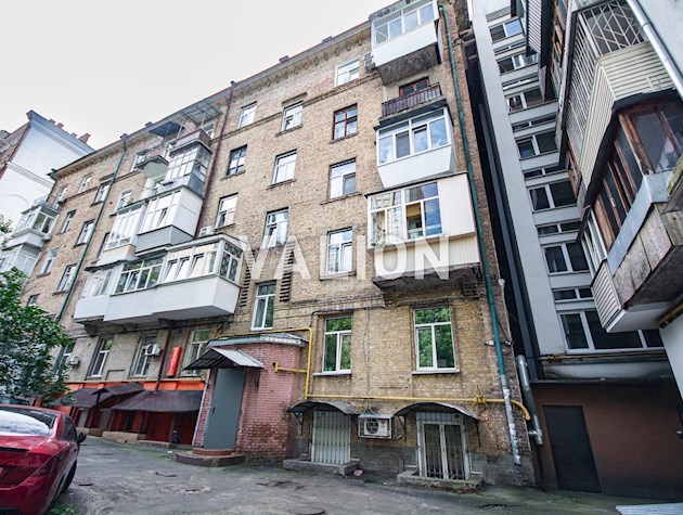 Без % Продажа 2х квартиры ул. Коновальца 3, метро палац Украина