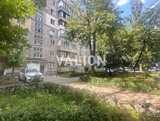 Продажа 2-х комнатной квартиры 51 кв.м., Ратушного 33, Соломенский р-н, Соломенский парк
