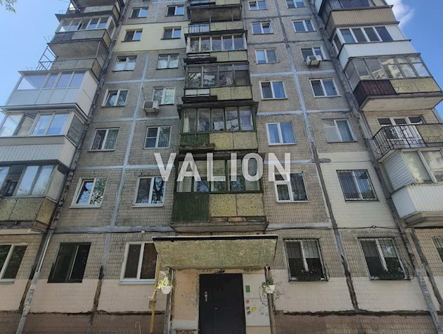 продажа 2-комнатной квартири Соломенский район, Чоколовка, ул. Ушинского 18