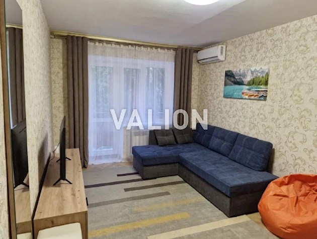Продам 2 кімнатну квартиру. 45м2. Газ. вул. П.Радченка 21а.
